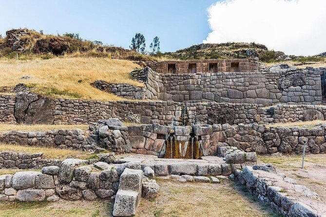 Half Day Cusco City Tour with an English speaking local guide - Puka Pukara: the Red Fortress and its strategic logic