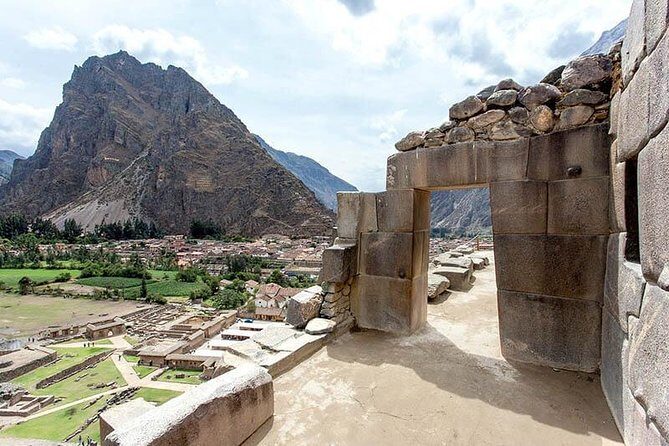 Heidi Sacred Valley and Machupicchu (2 Days) - Machu Picchu day: train, bus up, two hours guided, then your camera time