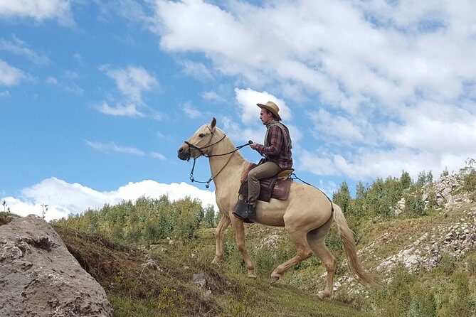 Horseback Riding thru the Mountains of Cusco - Group size and the ride experience: how it feels in practice
