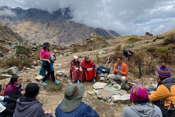 Humantay Lagoon Day Tour from Cusco - Descending Back to Mollepata: When the Legs Really Talk