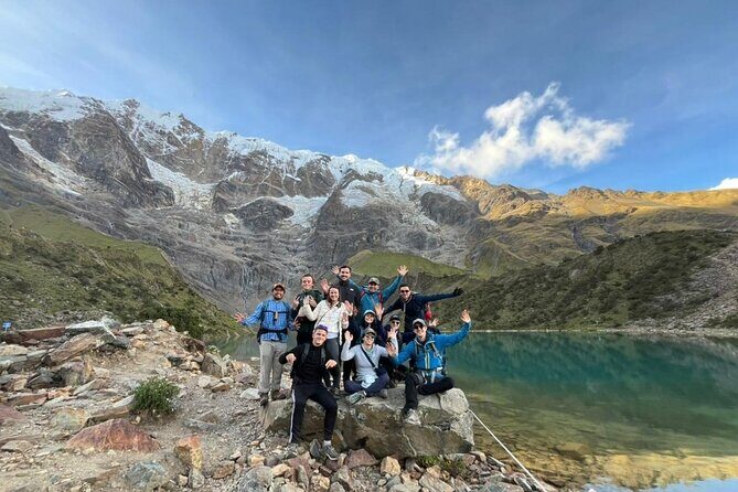 Humantay Lake Full-day Tour from Cusco with Lunch - The descent and the buffet lunch reset