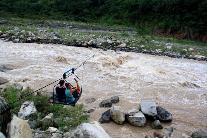 Inca Jungle Tour to Machu Picchu 4D - 3N Standard - Day 3: Ziplining, a hanging bridge moment, then the Hidroeléctrica to Aguas Calientes walk