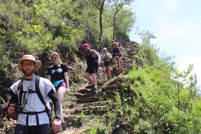 Inca Jungle Trek 4 Day Tour to Machu Picchu from Cusco - Day 2: Cocalmayo thermal waters, Inca route hiking, and Santa Teresa hot springs