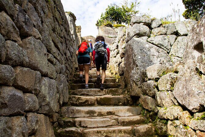 Inca trail 4 days to Machu Picchu - Day 1: Llactapata first, lunch at Hatuncancha, camp at Ayapata