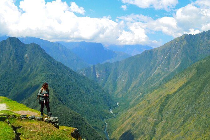 Inca Trail hike 4 days to Machu Picchu with panoramic Train - Key things to know before you go