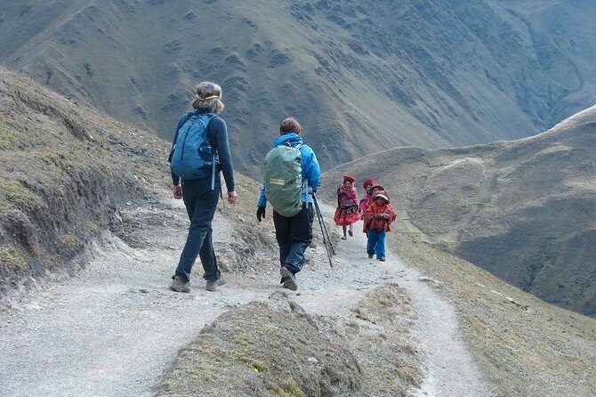 Lares Trek to Machu Picchu: 4-Day Tour - Day 1 Calca to Huacawasi: Sacred Valley driving plus medicinal hot springs
