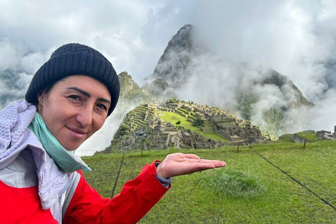 Lares Trek To Machupicchu With Thermal Baths 4Days - Day 4: Machu Picchu guided tour plus bus timing, and how Huayna Picchu fits in