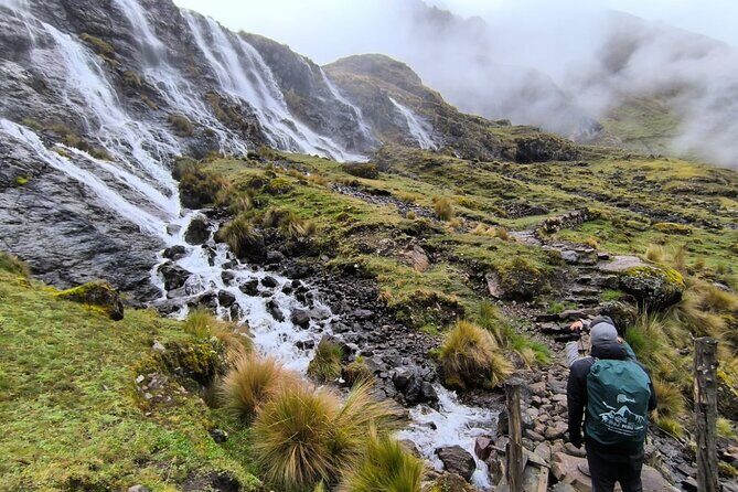 Lares Trek To Machupicchu With Thermal Baths 4Days - Day 1: Sacred Valley drive, cloud forest walking, and Cancha Cancha starry camp
