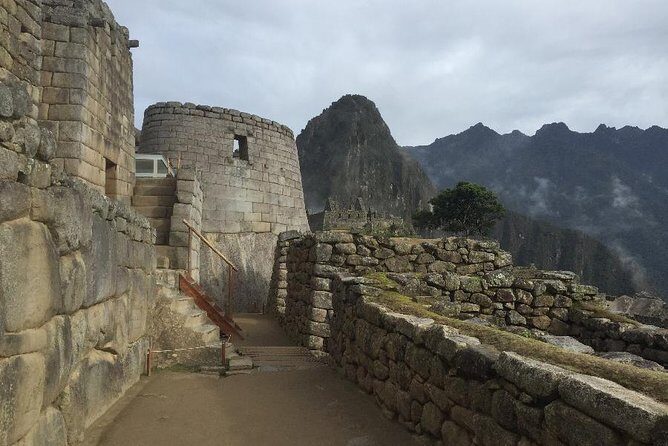 Machu Picchu and Sacred Valley Overnight Tour - Day 2 Machu Picchu: Shuttle Up, Private 3-Hour Guide, Then Your Time