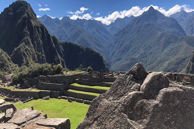 Machu Picchu and the Sacred Valley Express Adventure in 2 Days - Salinas de Maras: Thousands of Salt Pools and a Tradition That’s Still Running