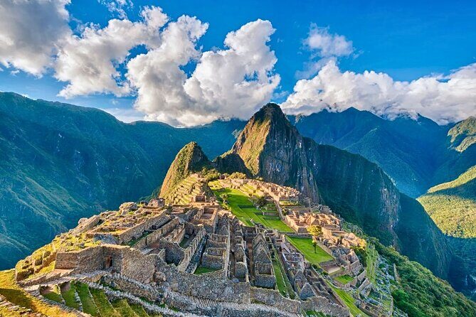Machu Picchu by Car 2 Day Scenic Adventure - Day 2 sunrise at Machu Picchu: the 6:00 AM shuttle and guided highlights
