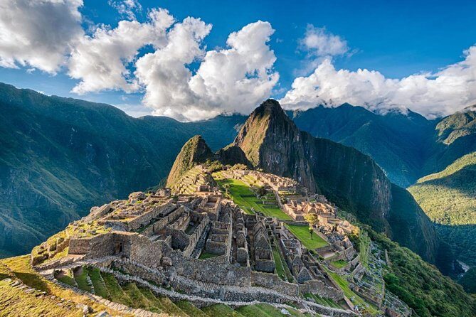 Machu Picchu By Train 2 Days Tour - Leaving Machu Picchu: trains, bus ride, and the two return times