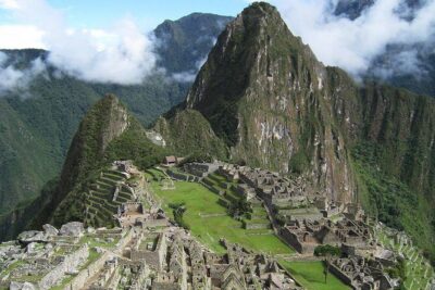 Machu Picchu By Train (Day Trip) - Ollantaytambo to Aguas Calientes: the train ride you’ll remember