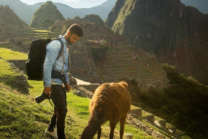 Machu Picchu Day Tour from Cusco by Train – Small Group - Aguas Calientes: the base town moment before the citadel