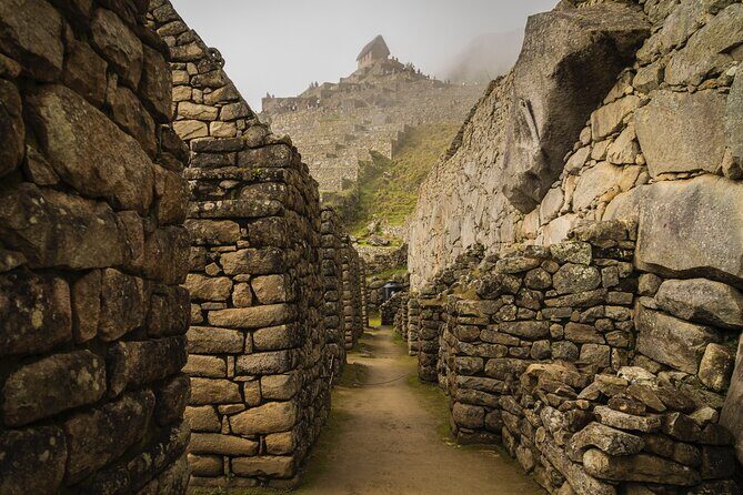 Machu Picchu Day Trip From Cusco By Panoramic Vistadome Train - 7:00 AM Pickup From Cusco: Door-to-Door Private Car