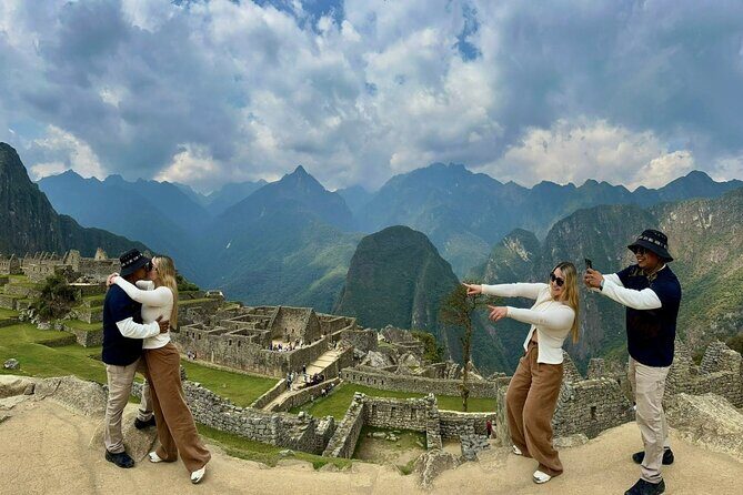 Machu Picchu EN 1 Day Tour from Cusco Private Service - One-day Machu Picchu, without the stress