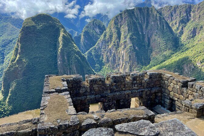 Machu Picchu from Cusco : tickets, guide and more - The Train Plan: Cusco vs Ollantaytambo and What Changes by Season