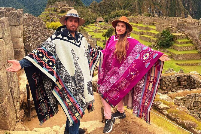 Machu Picchu Full Day Cultural Adventure from Cusco - Photo strategy and walking pace inside the ruins