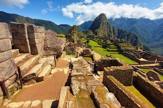 Machu Picchu Full Day Cultural Adventure from Cusco - English-language service and small-group feel