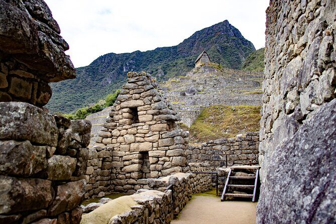 Machu Picchu Full-Day Tour from Cusco with Train, Bus, Tour Guide - The Return Trip to Cusco: Train Back, Then Hotel Drop-Off