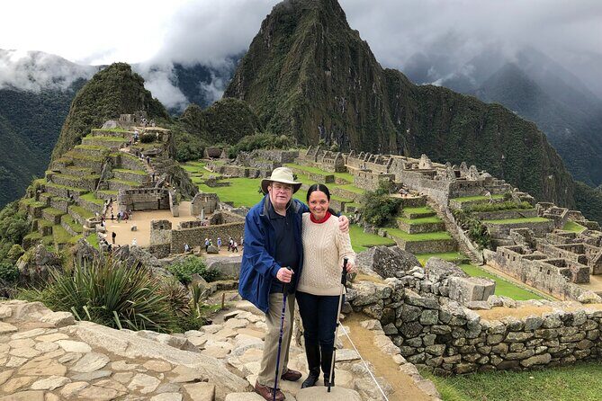 Machu Picchu Full Day with box Lunch - Private Tour - Aguas Calientes stop: quick hot-springs town time and the bus up