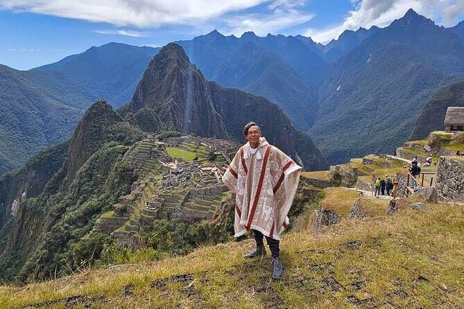 Machu Picchu Full Day with Panoramic Train With Best Circuit - Aguas Calientes timing: bus ride to the entrance and what to expect