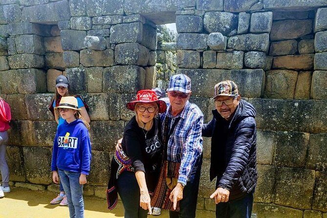 Machu Picchu Guided Tour with Professional Local Guide - Pickup and a small group of 9: why it can feel easier