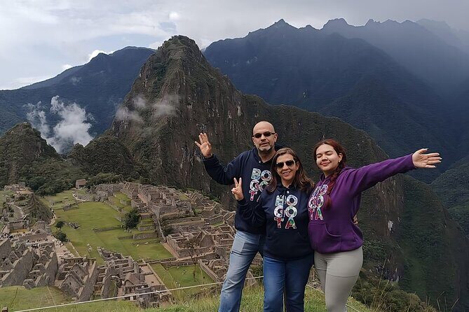 Machu Picchu One Day Tour by Train From Cusco All Inclusive - Bus to the citadel: where timing becomes the difference-maker