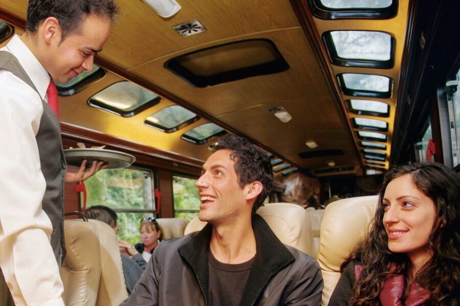 Machu Picchu: Private Full-Day Tour with Afternoon Entrance - Aguas Calientes Arrival: The Short Bus Up and the Guide Meeting Point