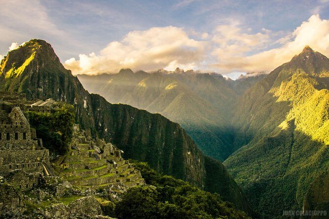 Machu Picchu Trips One Day Tour with Inca Rail Train from Cusco - Machu Picchu free time: what you should do with it