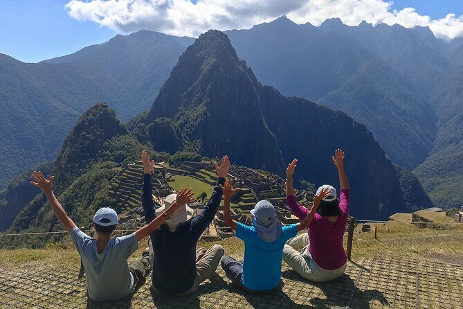 Machupicchu Private Tour 1 Day. From Cusco (From 2 people). - Back Down by 2 p.m.: Free Time in Aguas Calientes (Use It Wisely)