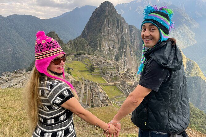 Magical Machupicchu 4 days 3 nights - Sacred Valley Morning: Moray, Maras, Salt Mines, and a long lunch in Urubamba