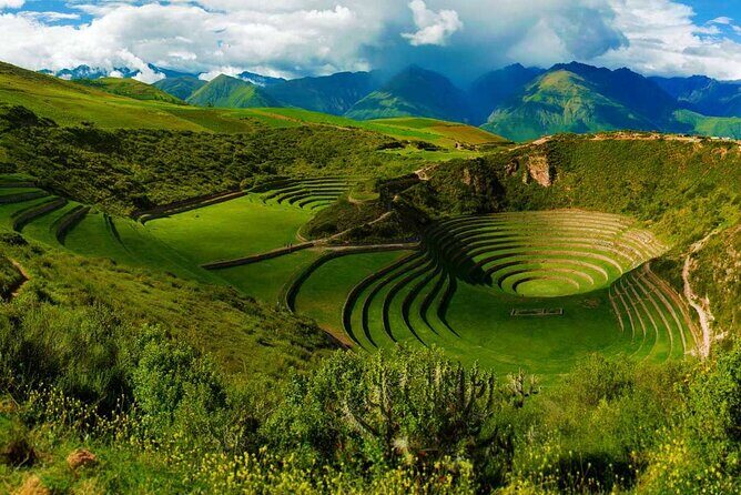 Maras & Moray Tour: Exploring the Ancient Mysteries of the Incas - Maras Salt Pans: Thousands of Evaporation Pools Still Doing Their Job