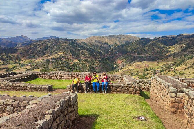 Maukallaqta Private Tour with Expert Guide from Cusco - Private guide perks: pacing, questions, and support