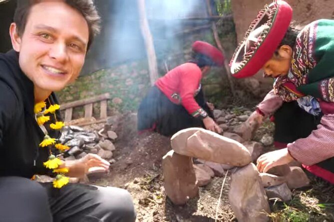Meet Quechua people, food & traditions - Clothing, Hair, and Daily Signals: A Small Detail With Big Meaning