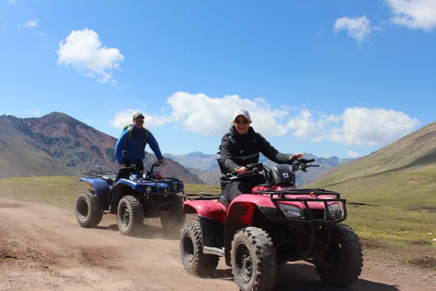 Montaña de Colores: tour en cuatrimotos día completo - Safety and fitness reality check at 4,000+ meters
