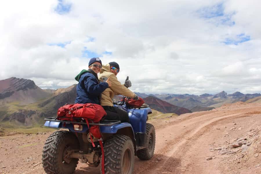 Montaña de Colores: tour en cuatrimotos día completo - Arriving at Montaña de Colores around 10:00am for 40 minutes