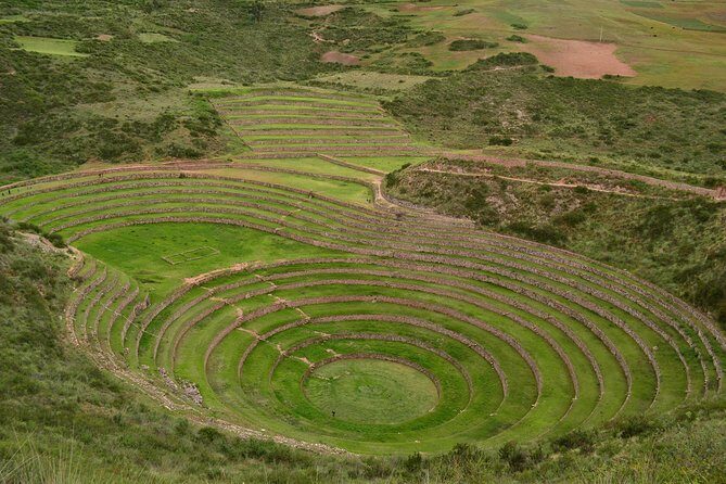 Moray Terraces and Maras Salt Pools Half-Day Tour from Cusco - Moray Terraces: three amphitheaters carved into farming logic