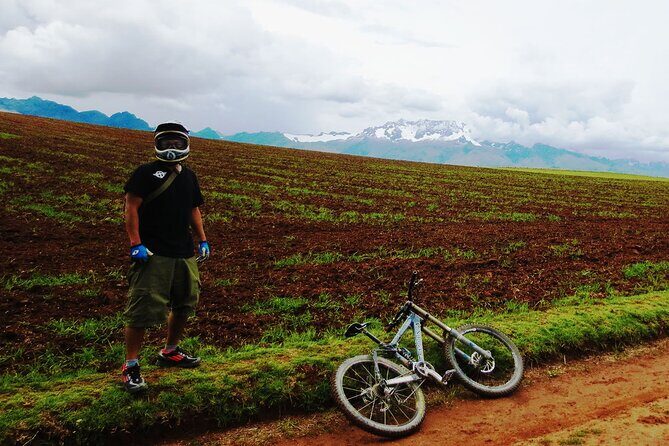 Mountain Bike Ride in Moray to Maras and Salt Mines - The ride itself: pace, hills, and Yuri’s muddy-trail support