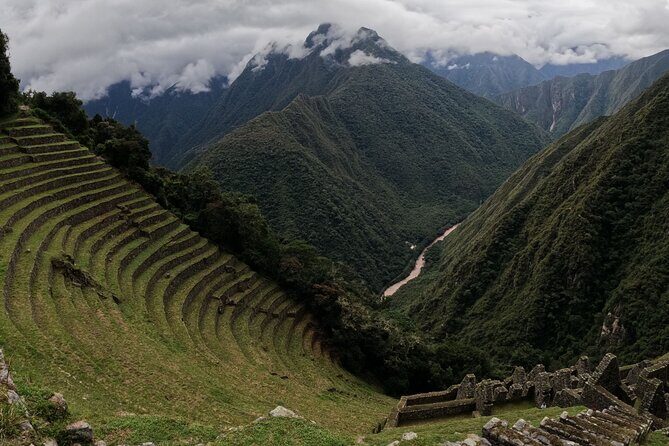 One Day Hike Inca Trail to Machu Picchu - Sun Gate (Inti Punku): The Climb That Turns into the Payoff