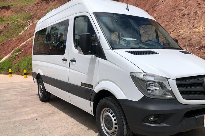 OneWay Private Transfer from Ollantaytambo train Station to Cusco - Communication and driver experience: what to watch for