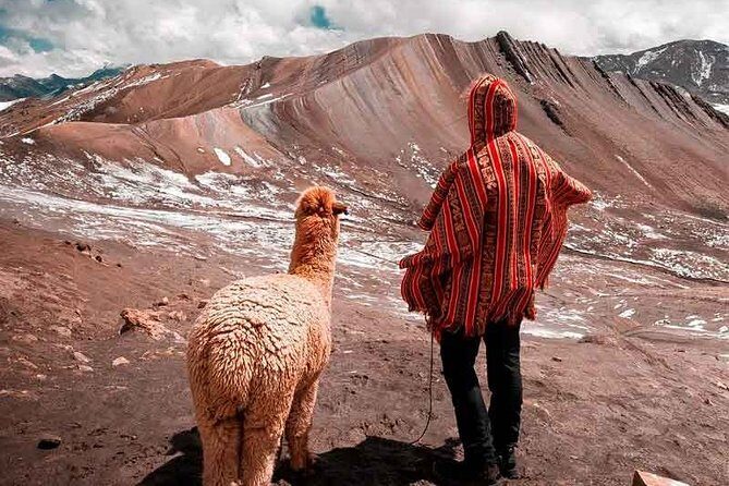 Palcoyo Mountain | SHORT ROUTE | - Cordillera Arcoiris Views: Three Rainbow Peaks and a Stone Forest