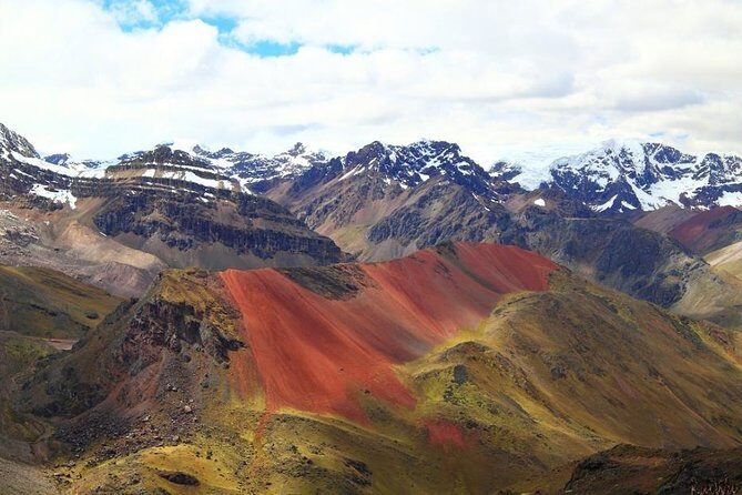Palcoyo Rainbow Mountain Day Trip from Cusco – Easy Hike - Altitude reality check: easy hiking doesn’t mean easy air