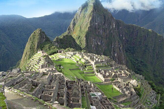 Peru Cusco Airport (CUZ) Private Transfer to Cusco City - Finding Your Driver at CUZ: What to Do So You Don’t Chase