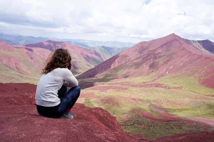 Peru: Rainbow Mountain and Red Valley View Point Tour - The hike to Vinicunca: what you’ll see at each height band