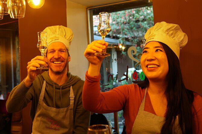 Pisco Bilingual Cocktail Class at Night - Why This Class Works So Well in Cusco
