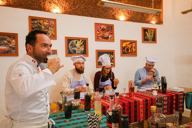 Pisco Bilingual Cocktail Class at Night - What to Expect From the Instructors and Atmosphere