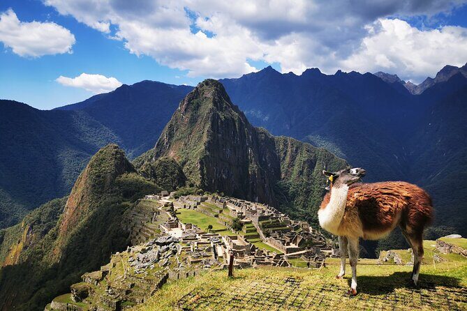 Private 2 Day Tour in Sacred Valley of the Incas and Machupichu - The Urubamba Lunch Stop: Included Food That Makes a Tight Schedule Work