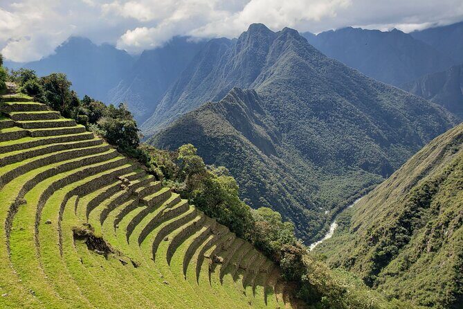 Private 4 Day Inca Trail Trek Tour to Machu Picchu - The start: Cusco early, then the Sacred Valley track to Wayllabamba