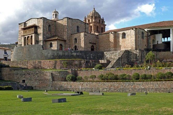 Private Cusco Walking Tour: Inca Museum, Qorikancha and San Pedro Market - Nazarenas Square and historic-centre streets: the quieter Cusco moments